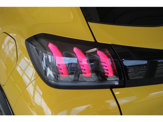 Peugeot 208 1.2 Turbo 100-PK GT-Line | NAVIGATIE | CAMERA | PANORAMADAK | CLIMATE CONTROL | ADAPTIVE CRUISE |... ActivLease financial lease