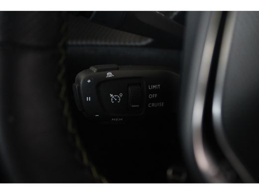 Peugeot 208 1.2 Turbo 100-PK GT-Line | NAVIGATIE | CAMERA | PANORAMADAK | CLIMATE CONTROL | ADAPTIVE CRUISE |... ActivLease financial lease