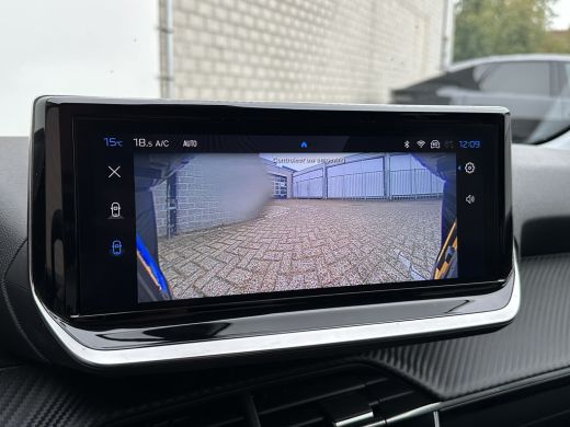 Peugeot 208 Hybrid 100 e-DCS6 Allure | Achterbank in delen neerklapbaar | Apple Carplay/Android Auto|telefoon... ActivLease financial lease