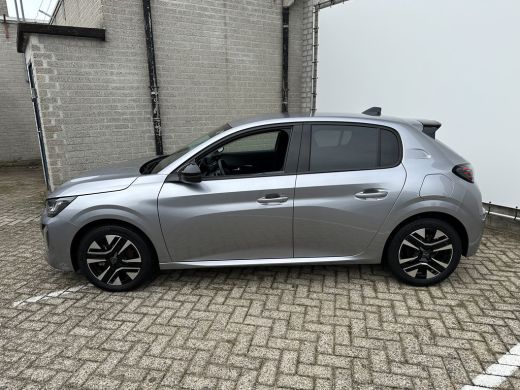 Peugeot 208 Hybrid 100 e-DCS6 Allure | Achterbank in delen neerklapbaar | Apple Carplay/Android Auto|telefoon... ActivLease financial lease