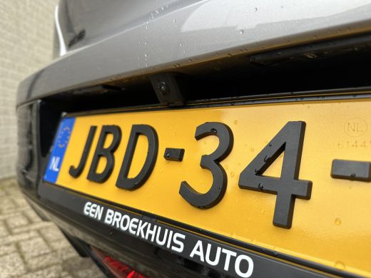 Peugeot 208 Hybrid 100 e-DCS6 Allure | Achterbank in delen neerklapbaar | Apple Carplay/Android Auto|telefoon... ActivLease financial lease