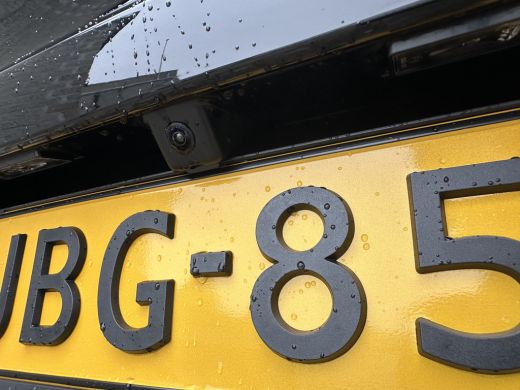 Peugeot 208 Hybrid 100 e-DCS6 Allure | Achterbank in delen neerklapbaar | Achteruitrijcamera | Apple Carplay/... ActivLease financial lease