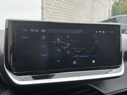 Peugeot 208 Hybrid 100 e-DCS6 Allure | Achterbank in delen neerklapbaar | Achteruitrijcamera | Apple Carplay/... ActivLease financial lease