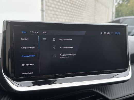 Peugeot 208 Hybrid 100 e-DCS6 Allure | Achterbank in delen neerklapbaar | Achteruitrijcamera | Apple Carplay/... ActivLease financial lease
