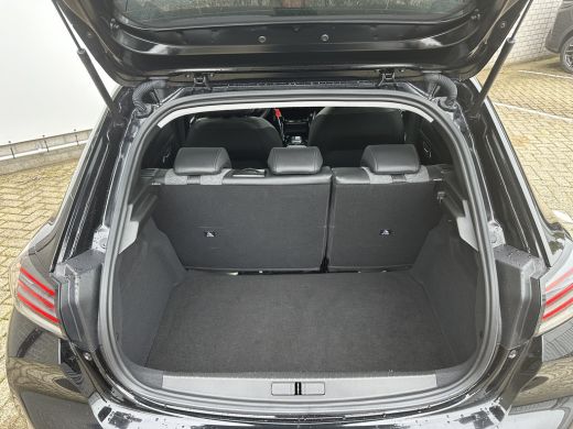 Peugeot 208 Hybrid 100 e-DCS6 Allure | Achterbank in delen neerklapbaar | Achteruitrijcamera | Apple Carplay/... ActivLease financial lease