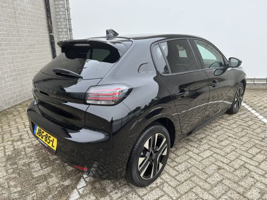 Peugeot 208 Hybrid 100 e-DCS6 Allure | Achterbank in delen neerklapbaar | Achteruitrijcamera | Apple Carplay/... ActivLease financial lease