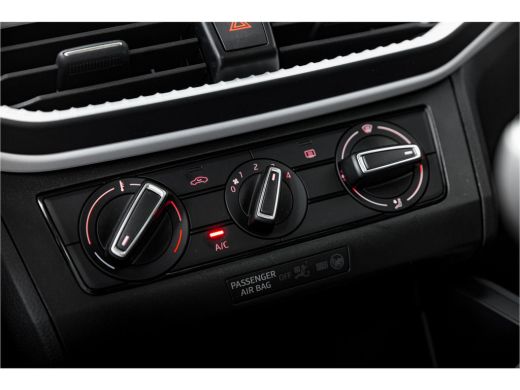 Seat Ibiza 1.0 EcoTSI 95PK Style Business Connect Navigatie | Stoelverwarming | App-Connect | PDC v+a | 15''... ActivLease financial lease