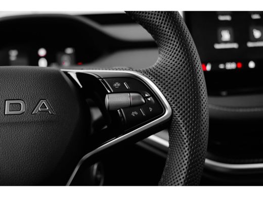Skoda Enyaq iV iV 85 Sportline | Head-up | 21"velgen | 360 Camera | Trekhaak ActivLease financial lease