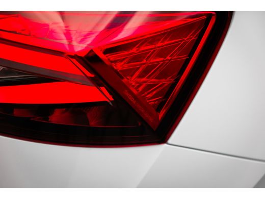 Skoda Fabia 1.0 TSI 116PK Monte Carlo DSG/AUT Camera achter | Stoelverwarming | Sfeerverlichting | PDC V+A ActivLease financial lease