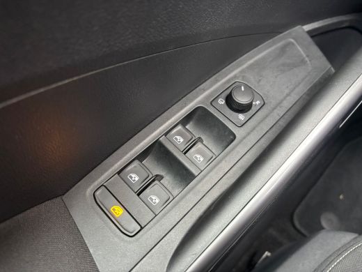 Skoda Fabia 1.0 TSI 95 pk Business Edition | Cruise control | Parkeersensoren | DAB | Apple Carplay | All sea... ActivLease financial lease