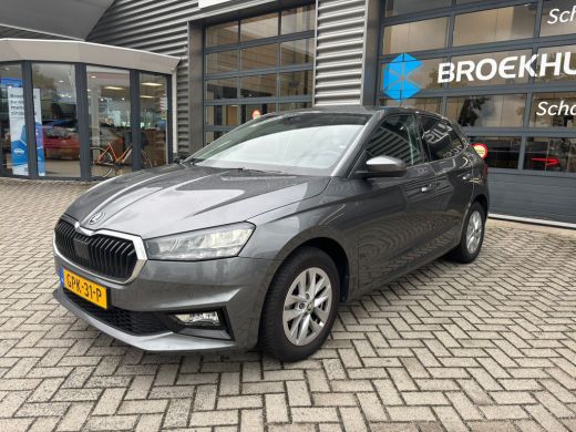 Skoda Fabia 1.0 TSI 95 pk Business Edition | Cruise control | Parkeersensoren | DAB | Apple Carplay | All sea... ActivLease financial lease