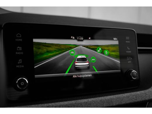 Skoda Kamiq 1.0 TSI Selection DSG 18"inch ActivLease financial lease