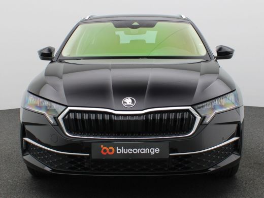 Skoda Octavia Combi 1.5 TSI MHEV Business Edition Plus 150PK DSG Adaptieve Cruise Controle, Achteruitrijcamera,... ActivLease financial lease