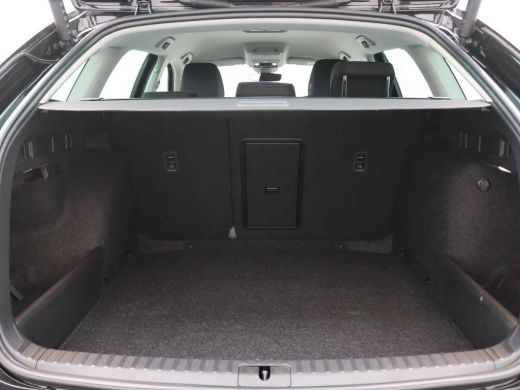 Skoda Octavia Combi 1.5 TSI MHEV Business Edition Plus 150PK DSG Adaptieve Cruise Controle, Achteruitrijcamera,... ActivLease financial lease