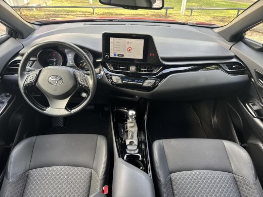 Toyota C-HR 1.8 Hybrid Style | 06-10141018 Voor meer informatie ActivLease financial lease