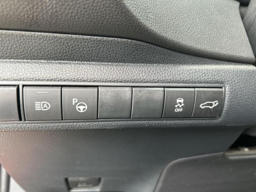 Toyota Corolla Touring Sports 2.0 Hybrid Premium (Elektrisch Panoramadak - Trekhaak) ActivLease financial lease