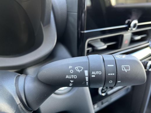Toyota Yaris Cross 1.5 Hybrid 115 First Edition | All-in prijs | Apple/Android | Camera | Stoelverwarming | ActivLease financial lease