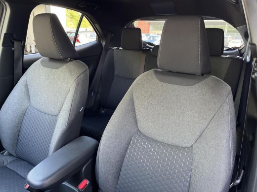 Toyota Yaris Cross 1.5 Hybrid 115 First Edition | All-in prijs | Apple/Android | Camera | Stoelverwarming | ActivLease financial lease