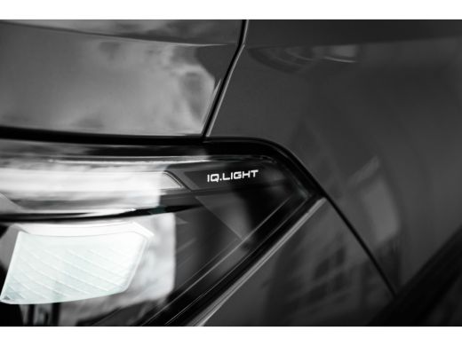 Volkswagen Tayron 1.5 eHybrid R-Line Edition | 360 camera | iQ Light | Multimedia Pakket Plus | Design Pakket | Ass... ActivLease financial lease