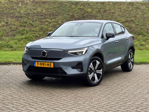 Volvo  C40 single motor Core 69kWh | Warmtepomp | Stuur-/stoelverw. | Camera | 19" All season