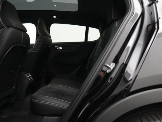 Volvo  EC40 Single Extended Range Ultra Black Edition | Harman Kardon | 360° Camera | Digitale binnenspiegel ... ActivLease financial lease