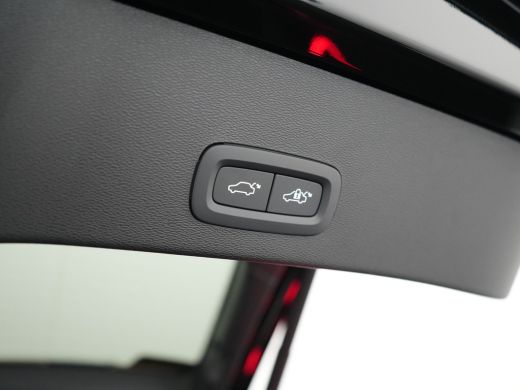 Volvo  EC40 Single Extended Range Ultra Black Edition | Harman Kardon | 360° Camera | Digitale binnenspiegel ... ActivLease financial lease