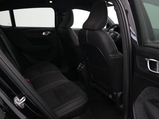 Volvo  EC40 Single Extended Range Ultra Black Edition | Harman Kardon | 360° Camera | Digitale binnenspiegel ... ActivLease financial lease