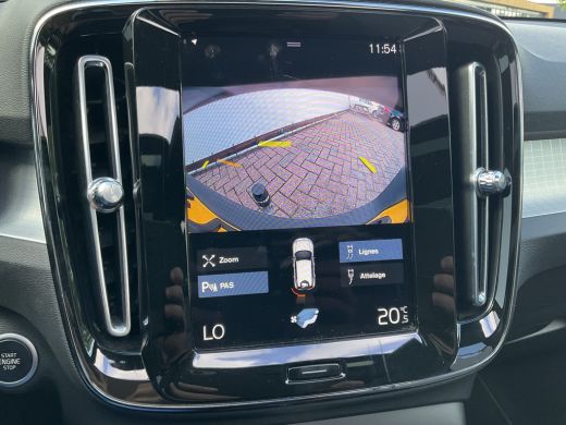 Volvo  XC40 1.5 T5 Recharge PHEV Inscription Pano Elek.Trekhaak Memory Carplay Led Plug-in! ActivLease financial lease
