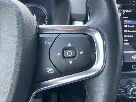 Volvo  XC40 1.5 T5 Recharge PHEV Inscription Pano Elek.Trekhaak Memory Carplay Led Plug-in! ActivLease financial lease