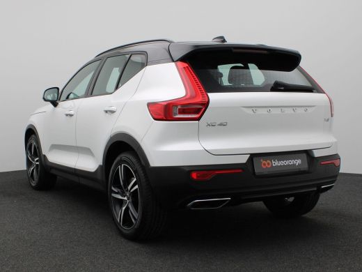 Volvo  XC40 2.0 T4 R-Design 190PK AUT. Achteruitrijcamera, Adaptieve Cruise Controle, Navi, LED-Koplampen, St... ActivLease financial lease