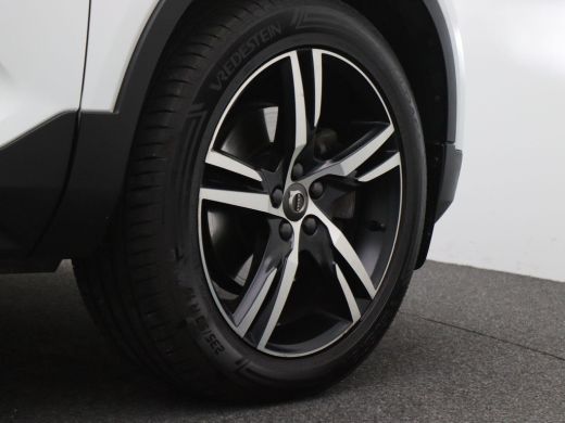 Volvo  XC40 2.0 T4 R-Design 190PK AUT. Achteruitrijcamera, Adaptieve Cruise Controle, Navi, LED-Koplampen, St... ActivLease financial lease