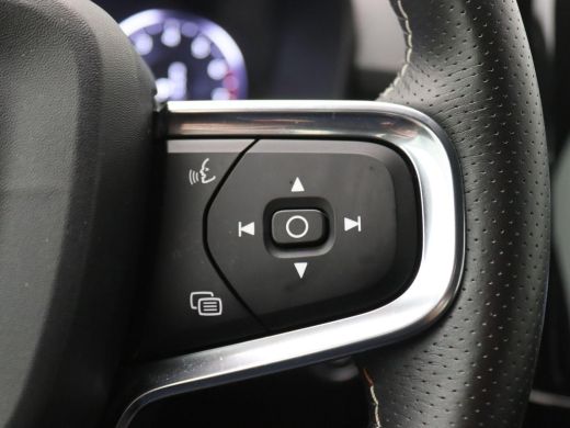 Volvo  XC40 2.0 T4 R-Design 190PK AUT. Achteruitrijcamera, Adaptieve Cruise Controle, Navi, LED-Koplampen, St... ActivLease financial lease