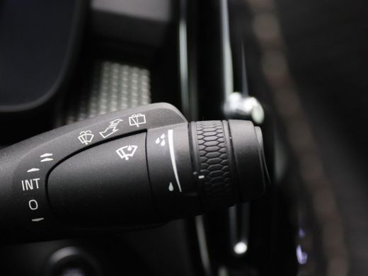 Volvo  XC40 2.0 T4 R-Design 190PK AUT. Achteruitrijcamera, Adaptieve Cruise Controle, Navi, LED-Koplampen, St... ActivLease financial lease