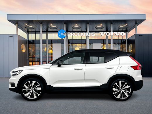 Volvo  XC40 Recharge P8 AWD | 20" | Elektr. verst. stoelen | 360 Camera | Harman Kardon | Panoramadak | Stoel... ActivLease financial lease