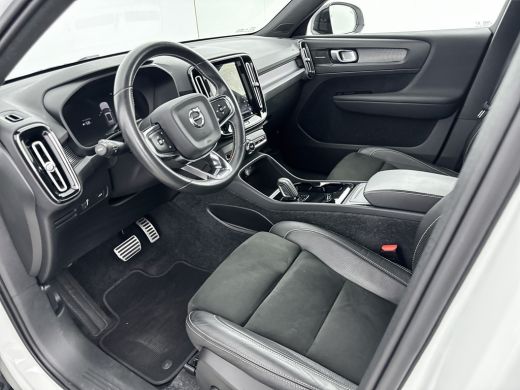 Volvo  XC40 Recharge P8 AWD | 20" | Elektr. verst. stoelen | 360 Camera | Harman Kardon | Panoramadak | Stoel... ActivLease financial lease