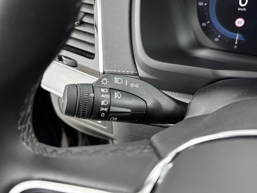 Volvo  XC90 T8 Recharge Ultimate Dark | 22" | Luchtvering | Sportstoelen | Bowers & Wilkins | Trekhaak | 360 ... ActivLease financial lease