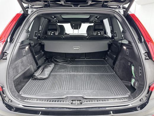 Volvo  XC90 T8 Recharge Ultimate Dark | 22" | Luchtvering | Sportstoelen | Bowers & Wilkins | Trekhaak | 360 ... ActivLease financial lease
