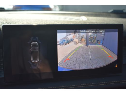 Alfa Romeo Tonale 1.3T PHEV Sprint Q4 280pk | Afn. Trekhaak | Stuur/Stoelverwarming | Navigatie | 19"LMV | Achterui... ActivLease financial lease