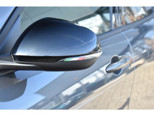 Alfa Romeo Tonale 1.3T PHEV Sprint Q4 280pk | Afn. Trekhaak | Stuur/Stoelverwarming | Navigatie | 19"LMV | Achterui... ActivLease financial lease