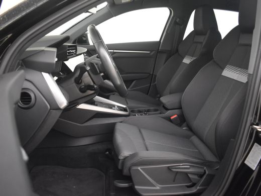 Audi A3 Sportback 30 TFSI Advanced Edition Automaat | Full LED l Parkeersensoren l Apple Carplay Android ... ActivLease financial lease