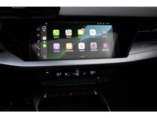 Audi A3 Sportback 45 TFSI e S Comp PANO B&O Sline LEDMatrix HUD ActivLease financial lease