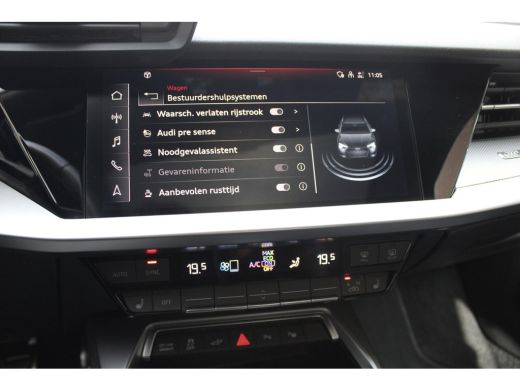 Audi A3 Sportback 45 TFSI e S Comp PANO B&O Sline LEDMatrix HUD ActivLease financial lease