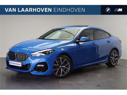 BMW 2 Serie 220i High Executive M Sport Automaat / Panoramadak / Sportstoelen / Achteruitrijcamera / Adaptiev...