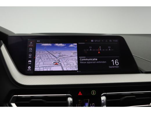 BMW 2 Serie 220i High Executive M Sport Automaat / Panoramadak / Sportstoelen / Achteruitrijcamera / Adaptiev... ActivLease financial lease