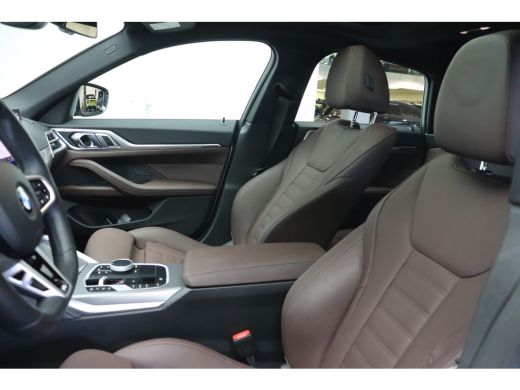 BMW 4 Serie Gran Coupé 420i M Sport Automaat / Schuif-kanteldak / Comfort Access / M Sportonderstel / Cruise ... ActivLease financial lease