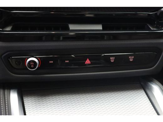 BMW 4 Serie Gran Coupé 420i M Sport Automaat / Schuif-kanteldak / Comfort Access / M Sportonderstel / Cruise ... ActivLease financial lease