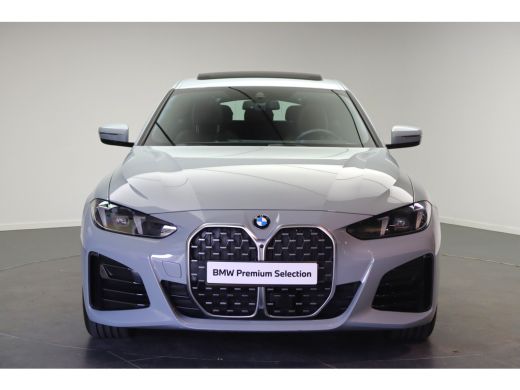 BMW 4 Serie Gran Coupé 420i M Sport Automaat / Schuif-kanteldak / Comfort Access / M Sportonderstel / Cruise ... ActivLease financial lease