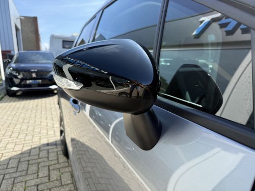 Citroën C3 Aircross 1.2 PureTech Max HUD | Groot scherm | App connect ActivLease financial lease