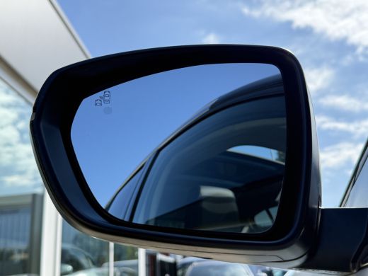 Citroën C5 Aircross 1.2 PureTech Shine Panorama | App Connect | Airco ActivLease financial lease
