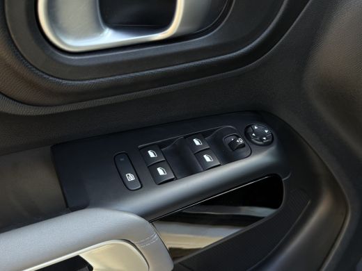 Citroën C5 Aircross 1.2 PureTech Shine Panorama | App Connect | Airco ActivLease financial lease
